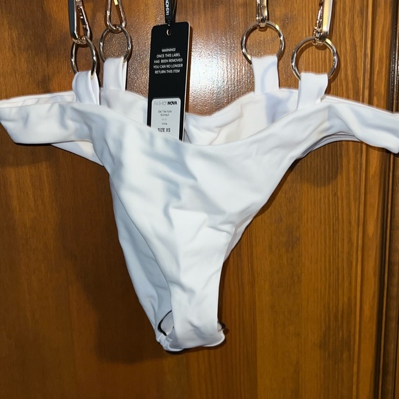 Fashionnova - get the hook swimsuit XS - Picture 5 of 9